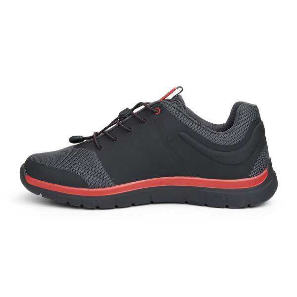 No. 22 Sport Runner in Black Red